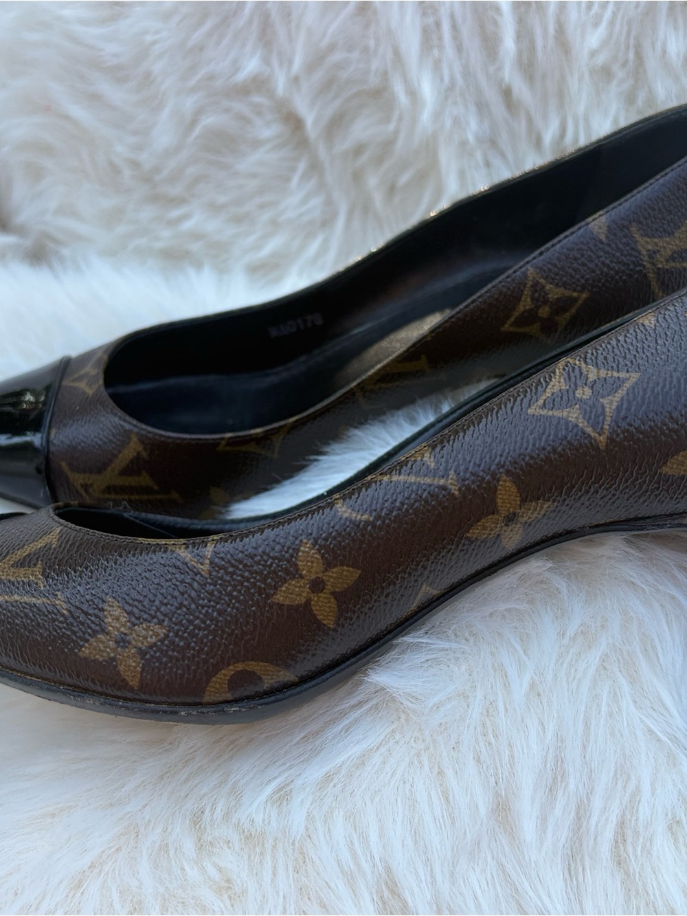 Louis Vuitton Brown Monogram Pumps with Black Patent Toe
